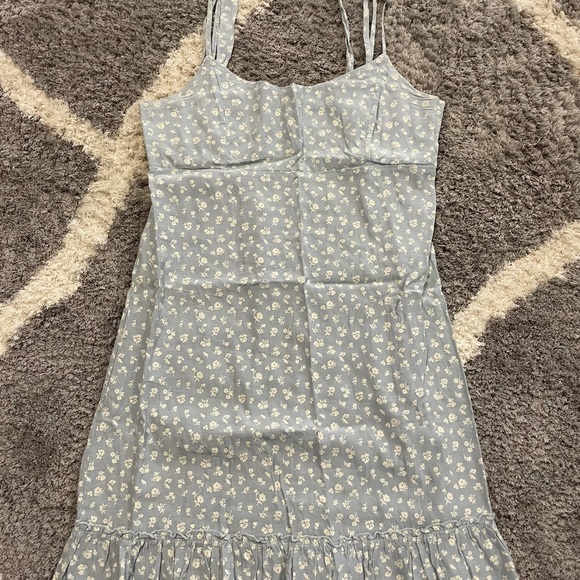 Brandy Melville Dresses & Skirts - Light Blue Floral Brandy Melville Colleen Dress